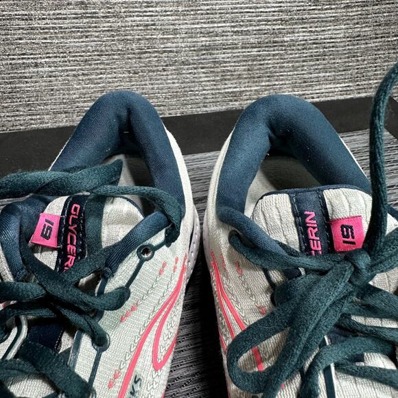 Brooks Glycerin 19 Womens Size 9.5 Gray White Pink Athletic Running Shoes - Picture 12 of 16